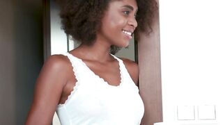 Emma Button & Luna Corazon – Home Sweet Home Episode 4 – Breakfast In Bed