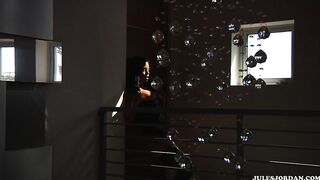 Latinas On Fire – Luna Star