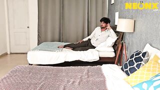 Saali Garam Jija Naram – Neonx