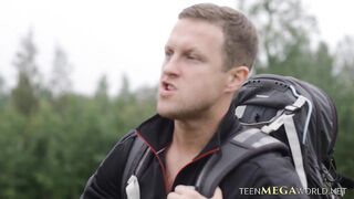 Arwen Gold – Lucky Hiker | Teen – M88