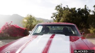 Deluxe Service – Amber Moore, Anna Claire Clouds, Lika Star, Ivy Wolfe